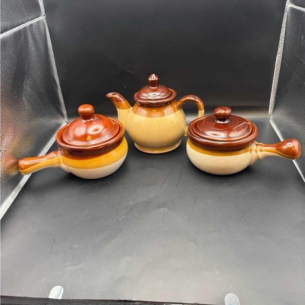 Vintage Brown and Tan Teapot And Two Bowls With Handles And Lids Stoneware Set - Picture 2 of 14